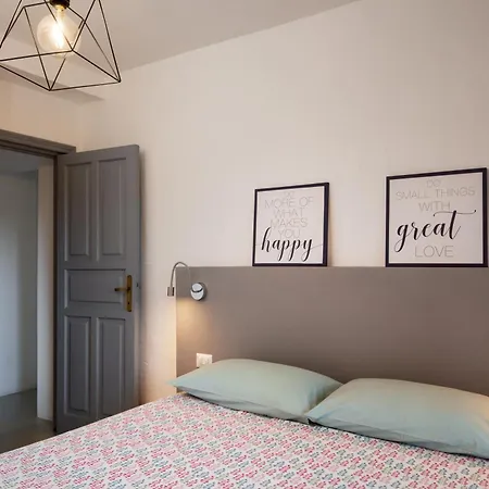 A Due Passi Dal Mare *